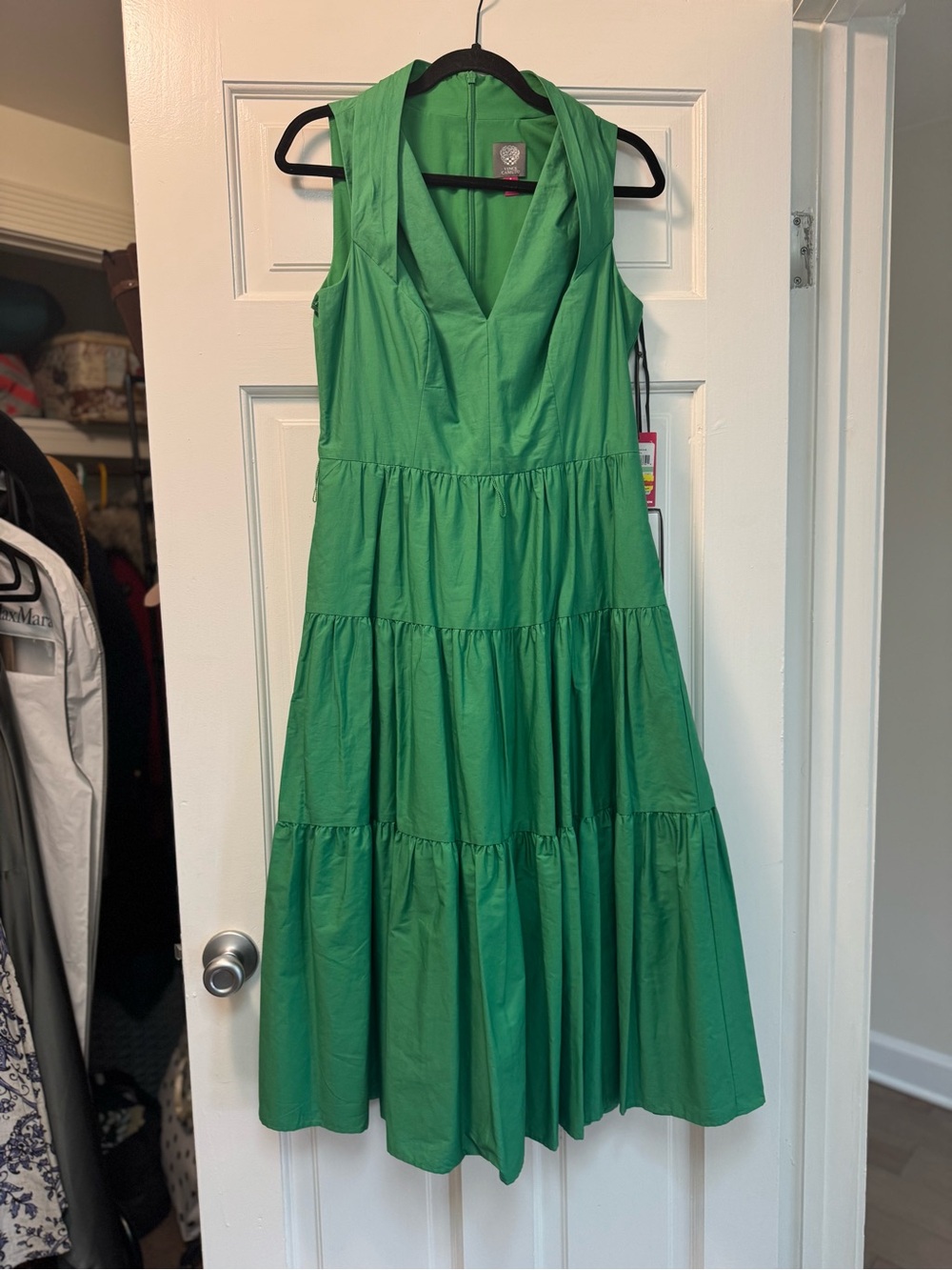 Vince Camuto Sleeveless Green Tiered Midi Dress